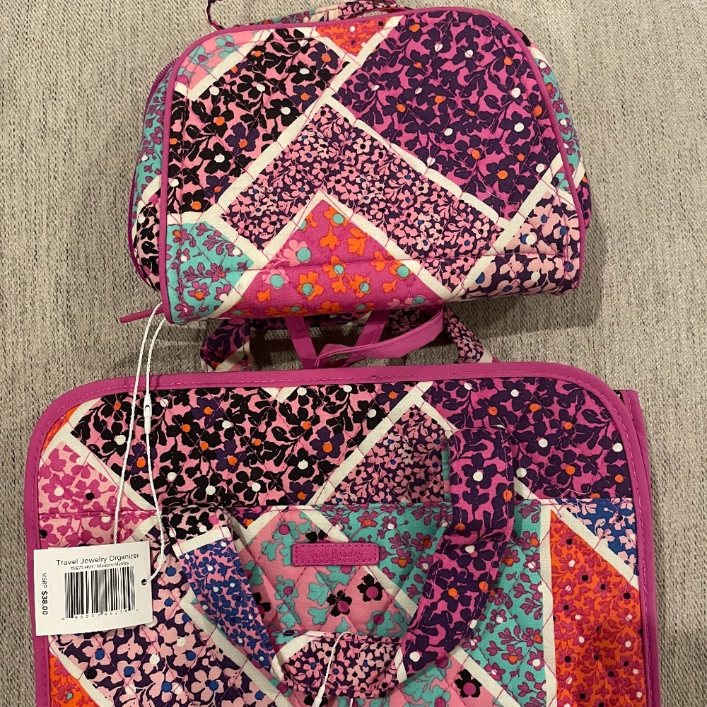 Vera Bradley hanging storage bag/jewelry organizer